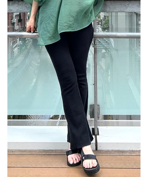 CBP（シービーピー）の「FLARE PANTS（その他パンツ・レディース・オフホワイト/グリーン/ブラック・FREE）」の3枚目の写真