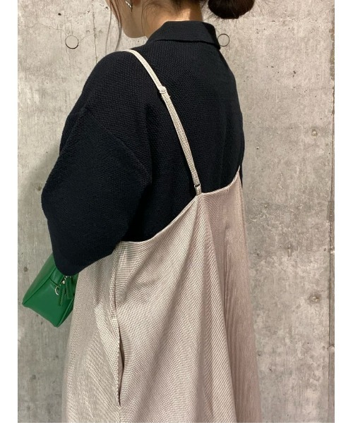 Right-on(ライトオン)の「【HONEYSUCKLE ROSE】キャミワンピース(ワンピース・レディース・ホワイト×カーキブラウン/ブラック・M-L)」の21枚目の写真