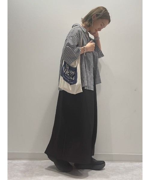Right-on(ライトオン)の「【HONEYSUCKLE ROSE】キャミワンピース(ワンピース・レディース・ホワイト×カーキブラウン/ブラック・M-L)」の19枚目の写真