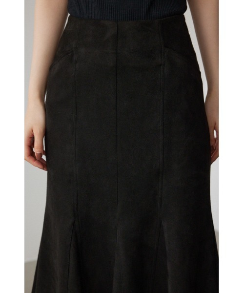 AZUL by moussy（アズールバイマウジー）の「フェイクスエードマーメイドスカート（スカート・レディース・ブラック/ライトベージュ・MEDIUM/SMALL）」の9枚目の写真