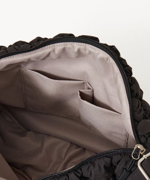 LOWELL things（ロウェル　シングス）の「キルティングワンショルダーバッグ/クロスボディバッグ（ショルダーバッグ・レディース・ブラック/グリーン/グレイッシュベージュ・フリー）」の18枚目の写真