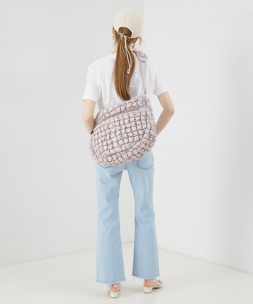 LOWELL things（ロウェル　シングス）の「キルティングワンショルダーバッグ/クロスボディバッグ（ショルダーバッグ・レディース・ブラック/グリーン/グレイッシュベージュ・フリー）」の22枚目の写真