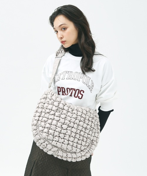 LOWELL things（ロウェル　シングス）の「キルティングワンショルダーバッグ/クロスボディバッグ（ショルダーバッグ・レディース・ブラック/グリーン/グレイッシュベージュ・フリー）」の5枚目の写真