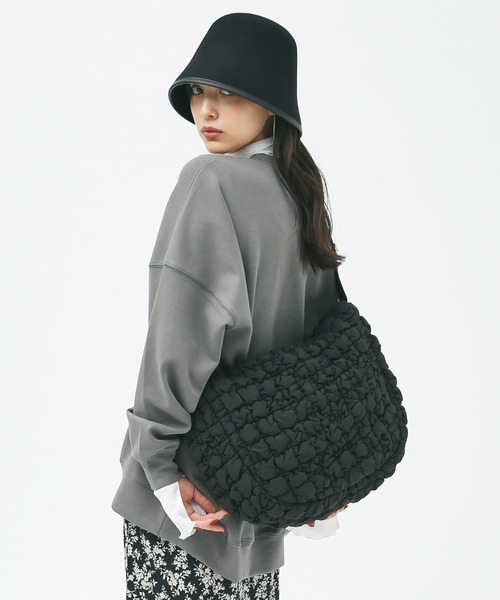 LOWELL things（ロウェル　シングス）の「キルティングワンショルダーバッグ/クロスボディバッグ（ショルダーバッグ・レディース・ブラック/グリーン/グレイッシュベージュ・フリー）」の7枚目の写真