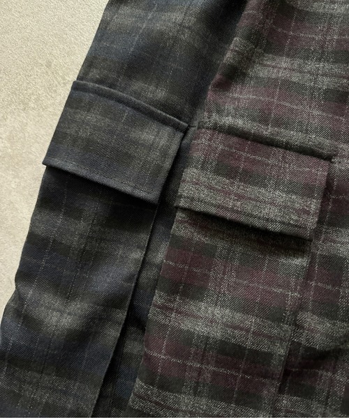 apres jour mignon（アプレジュールミニョン）の「チェックカーゴパンツ【ZOZOTOWN限定アイテム】（カーゴパンツ・レディース・ネイビー/パープル・X-LARGE/MEDIUM/SMALL）」の17枚目の写真