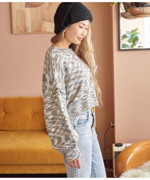 anap mimpi（アナップミンピ）の「アーム切替クロップド丈MIXスラブニット（ニット/セーター・レディース・グレー/ピンク・FREE）」の5枚目の写真