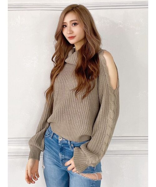 GYDA(ジェイダ)の「オフタートルオフショルニットトップス(ニット/セーター・レディース・ベージュ/オフホワイト/ダークオレンジ・FREE)」の22枚目の写真