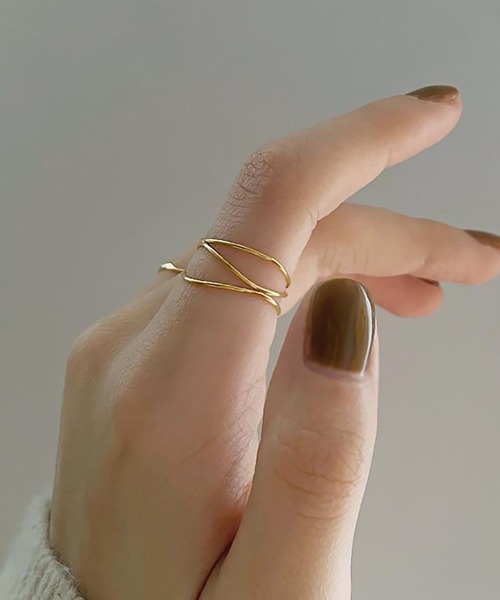 ABBEY MARKET（アビーマーケット）の「金属アレルギー対応 ステンレス製 リング サージカルステンレス ウェーブリング 華奢リング（リング・レディース・ゴールド/シルバー・9号/11号/14号/16号/18号/21号）」の6枚目の写真