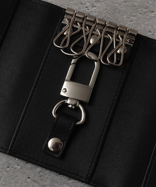 dunhill（ダンヒル）の「【DUNHILL/ダンヒル】本革 ロゴ刻印メタルプレート キーケース（キーケース/キーアクセサリー・メンズ・ブラック・FREE）」の7枚目の写真