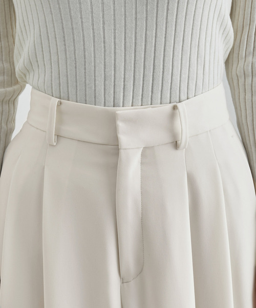 ROPE'（ロペ）の「【一部店舗限定】ダブルクロス2タックワイドパンツ（その他パンツ・レディース・オフホワイト/ネイビー・38）」の12枚目の写真