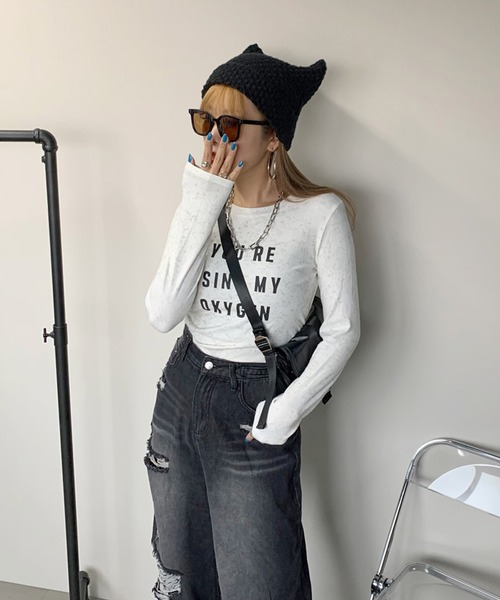 non-hedge(ノンヘッジ)の「サイドドロストロゴショート丈Tシャツ(Tシャツ/カットソー・レディース・ブラック/ベージュ/カーキ/オフホワイト/チャコールグレー・FREE)」の13枚目の写真