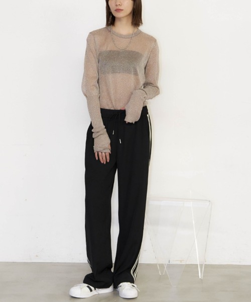 Auntie Rosa Holiday(アンティローザホリデー)の「フィンガーホールラメシアープルオーバー(ニット/セーター・レディース・シルバー/ライトグリーン/シャンパン・FREE)」の16枚目の写真