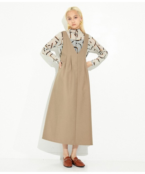 Settimissimo（セッティミッシモ）の「ディープVネック タックデザイン ロングワンピース（ワンピース・レディース・モカ/ブラック・M）」の16枚目の写真