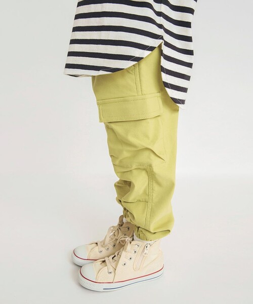 BRANSHES（ブランシェス）の「カーゴロングパンツ（カーゴパンツ・キッズ・アイボリー/ライム・110/120/130/140/150/90/100）」の7枚目の写真