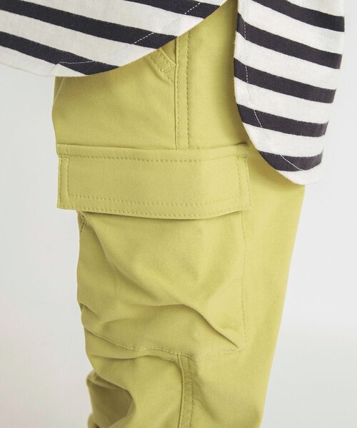 BRANSHES（ブランシェス）の「カーゴロングパンツ（カーゴパンツ・キッズ・アイボリー/ライム・110/120/130/140/150/90/100）」の8枚目の写真