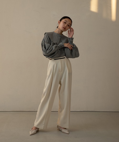 I_am（アイアム）の「removal collar volume sleeve blouse