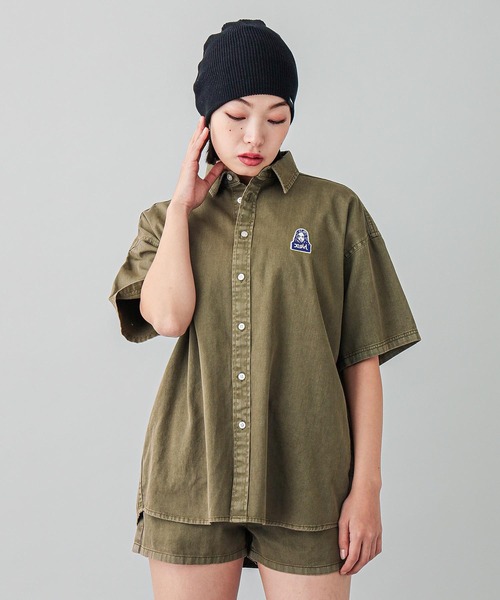 X-girl(エックスガール)の「FACE PIGMENT DYED S/S SHIRT(シャツ/ブラウス・レディース・ブラック/オリーブ/レッド・S/M)」の10枚目の写真