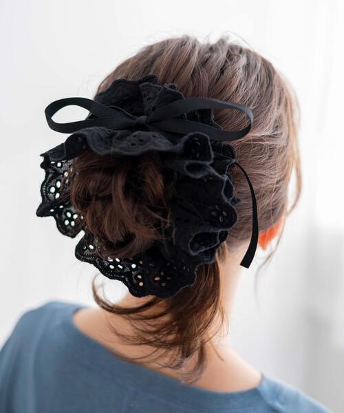 WEGO(ウィゴー)の「WEGO/リボン付きレースシュシュ(シュシュ・レディース・ブラック/ホワイト・FREE)」の2枚目の写真