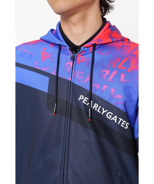 パーリーゲイツ ロゴグラデパネルプリント フーディ PEARLY GATES（パーリーゲイツ）の「【PEARLY GATES】ロゴグラデパネル