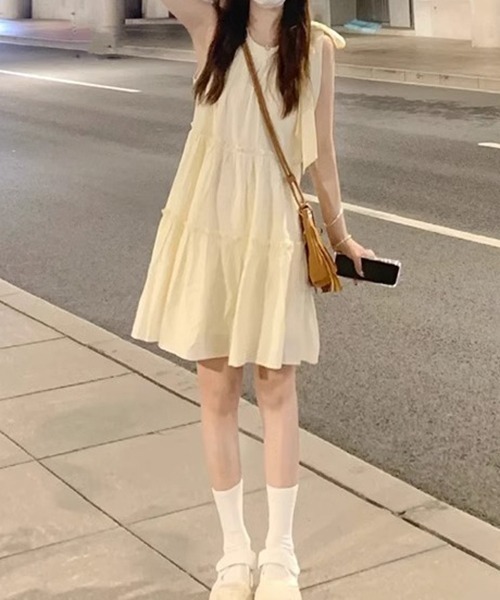 gossip!ロサンゼルス(ゴシップロサンゼルス)の「YUGA ノースリーブ ホルターネックワンピース(ワンピース・レディース・オフホワイト・S/M/L/XL)」の2枚目の写真