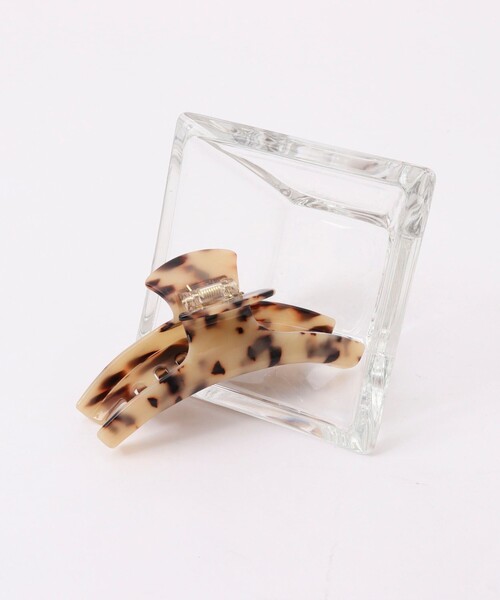 NOLLEY’S（ノーリーズ）の「スリムクロウクリップ（バレッタ/ヘアクリップ・レディース・ベージュ系その他3・FREE）」の2枚目の写真