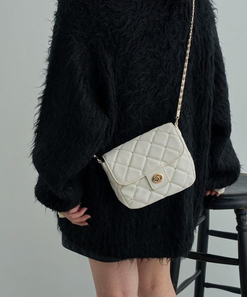 WEGO（ウィゴー）の「WEGO/スタッズ付きキルティングショルダー（ショルダーバッグ・レディース・ホワイト/ブラック・FREE）」の2枚目の写真