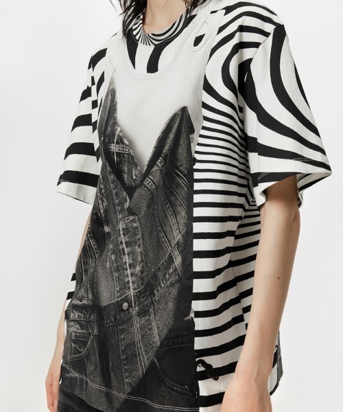 JNBY(ジェーエヌビーワイ)の「Eye-catching Printed Loose-fit Cotton T-shirt(Tシャツ/カットソー・レディース・ブラック系その他/ブルー系その他4/ピンク系その他5・38/36)」の7枚目の写真