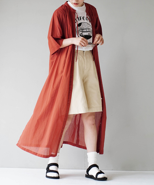 zootie（ズーティー）の「Vネックリボン コットンボイルシャツワンピース（シャツワンピース・レディース・ブラック/ブルー/レッド/マスタード/ベージュ・フリー）」の5枚目の写真