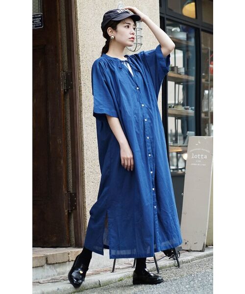 zootie（ズーティー）の「Vネックリボン コットンボイルシャツワンピース（シャツワンピース・レディース・ブラック/ブルー/レッド/マスタード/ベージュ・フリー）」の8枚目の写真