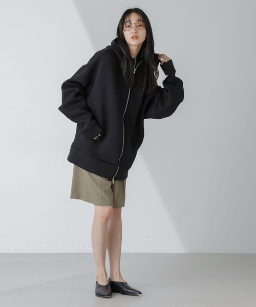 NANO universe（ナノユニバース）の「【WEB限定】テックダンボールダブルジップBIGパーカ男女兼用（パーカー・レディース・ライトベージュ/ブラック/オフホワイト/グレー・M/L）」の12枚目の写真