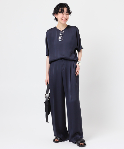 EVERYDAY I LIKE.（エヴリディアイライク）の「ライトサテンワイドパンツ（スラックス・レディース・ネイビー/ブラウン/ブラック・36/34/40/38）」の6枚目の写真