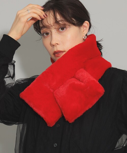 Ray BEAMS（レイビームス）の「フェイクファー ティペット（マフラー・レディース・ネイビー/レッド/サックスブルー・ONE SIZE）」の6枚目の写真