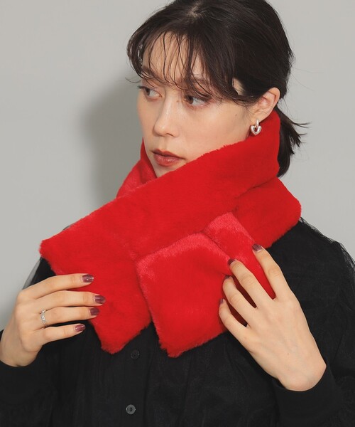 Ray BEAMS（レイビームス）の「フェイクファー ティペット（マフラー・レディース・ネイビー/レッド/サックスブルー・ONE SIZE）」の7枚目の写真