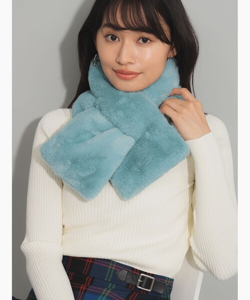 Ray BEAMS（レイビームス）の「フェイクファー ティペット（マフラー・レディース・ネイビー/レッド/サックスブルー・ONE SIZE）」の8枚目の写真