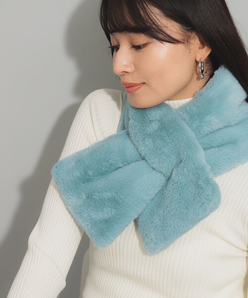 Ray BEAMS（レイビームス）の「フェイクファー ティペット（マフラー・レディース・ネイビー/レッド/サックスブルー・ONE SIZE）」の9枚目の写真