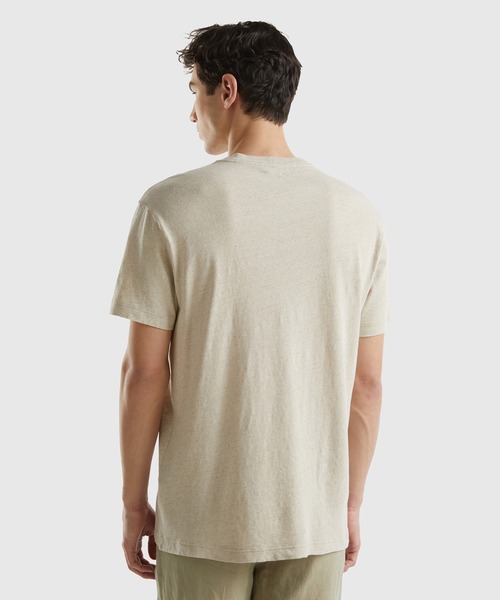 BENETTON (UNITED COLORS OF BENETTON)(ベネトンユナイテッドカラーズオブベネトン)の「リネンクルーネックフロントプリント半袖Tシャツ・カットソー(Tシャツ/カットソー・メンズ・ブラウン/ネイビー/ライトベージュ・SMALL/MEDIUM/LARGE)」の9枚目の写真