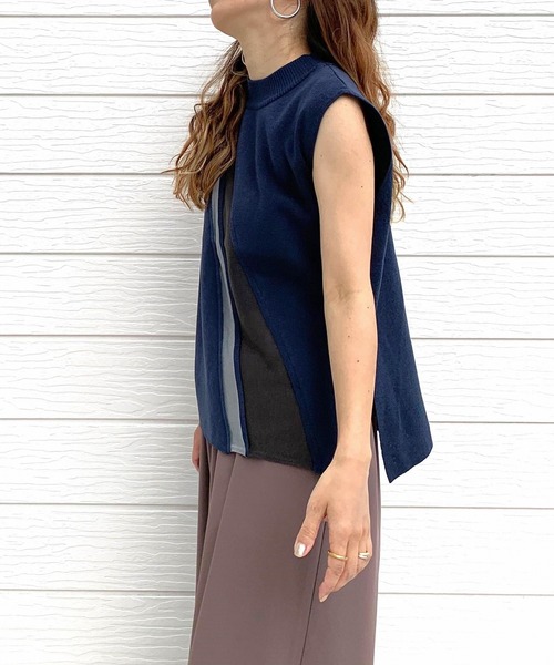 Q（キュー）の「シアーラインニット（ニット/セーター・レディース・ネイビー/グレイッシュベージュ・MEDIUM）」の10枚目の写真