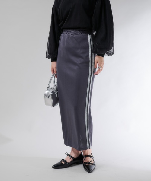 Shelly island(シェリーアイランド)の「ラメラインスカート(スカート・レディース・チャコールグレー/ブラック・FREE)」の19枚目の写真