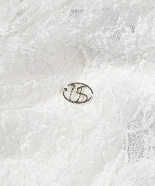 UGLY SHADOW（アグリーシャドウ）の「韓国ブランド Uglyshadow アグリーシャドウ TIE SHIRRING LACE DRESS タイ付きワンピース シャーリングワンピース キャミワンピ キャミソールワンピース レースワンピース 袖なしワンピース ノースリーブ スリーブレス 韓国ファッション 韓国ストリート ストリートファッション（ワンピース・レディース・ホワイト/ブラック・S）」の12枚目の写真