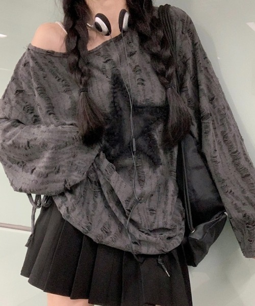 LADY LIKE(レディライク)の「星型チュールサイド絞りダメージ加工トップス(Tシャツ/カットソー・レディース・ホワイト/ダークグレー・M)」の5枚目の写真