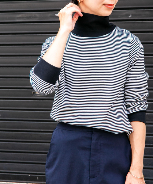 FORK&SPOON（フォークアンドスプーン）の「FORK&SPOON　ボーダータートルネックカットソー（Tシャツ/カットソー・レディース・ホワイト系その他/ブラック系その他・1）」の2枚目の写真
