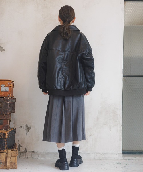 LAKOLE(ラコレ)の「ニットスニーカーソールブーツ / 140064(ブーツ・レディース・アイボリー/ブラック・MEDIUM/LARGE)」の20枚目の写真