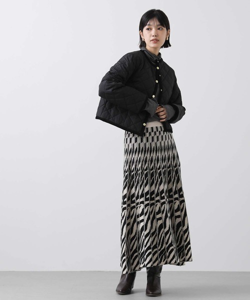 Gready Brilliant（グレディブリリアン）の「クルーキルティングジャケット（ノーカラージャケット・レディース・ブラック・FREE）」の21枚目の写真