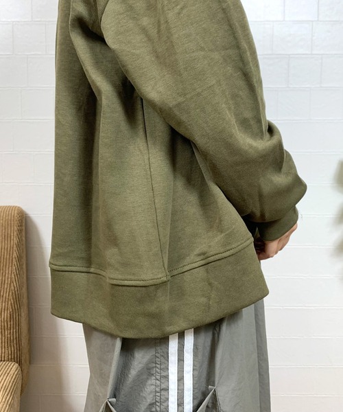 CRB(シーアールビー)の「ジップ付ポケットトップス(Tシャツ/カットソー・レディース・ブラック/カーキ/チャコールグレー・F)」の21枚目の写真