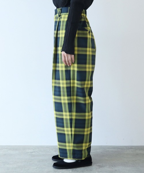 yuni(ユニ )の「チェックワイドパンツ(スラックス・レディース・イエロー/ブルー・FREE)」の12枚目の写真
