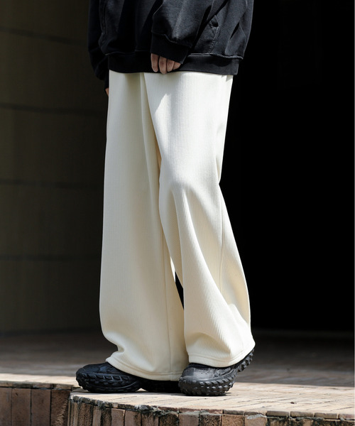 neos（ネオス）の「【neos】ルーズシルエット コーデュロイ あったか イージー ワイド パンツ（その他パンツ・メンズ・ネイビー/ベージュ/アイボリー/ブラック/グレー・SMALL/MEDIUM/LARGE/X-LARGE/XX-LARGE）」の8枚目の写真
