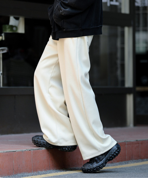 neos（ネオス）の「【neos】ルーズシルエット コーデュロイ あったか イージー ワイド パンツ（その他パンツ・メンズ・ネイビー/ベージュ/アイボリー/ブラック/グレー・SMALL/MEDIUM/LARGE/X-LARGE/XX-LARGE）」の12枚目の写真