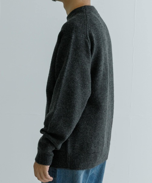URBAN RESEARCH（アーバンリサーチ）の「『UR GREEN』CREW NECK KNIT（ニット/セーター・メンズ・チャコールグレー/ライトグレー/ネイビー/カーキ/イエロー系その他・MEDIUM/LARGE）」の14枚目の写真