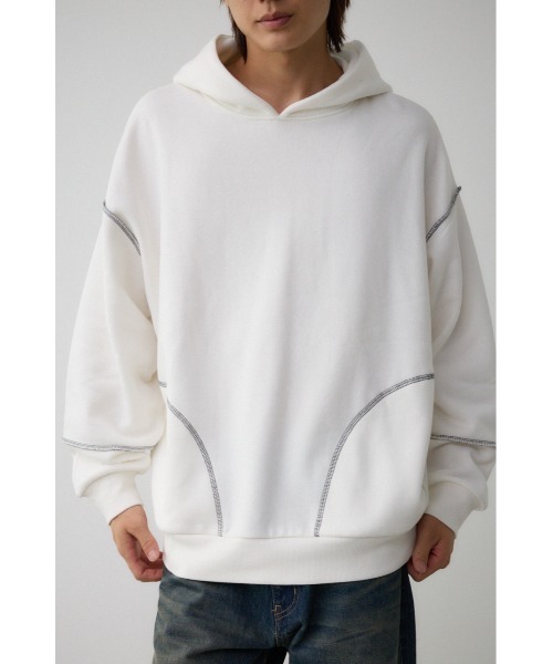 AZUL by moussy(アズールバイマウジー)の「ステッチデザインパーカー(パーカー・メンズ・オフホワイト/ダークグリーン/杢グレー/ベージュ/ブラック・FREE)」の2枚目の写真