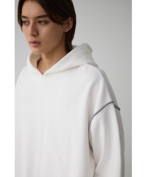 AZUL by moussy(アズールバイマウジー)の「ステッチデザインパーカー(パーカー・メンズ・オフホワイト/ダークグリーン/杢グレー/ベージュ/ブラック・FREE)」の6枚目の写真
